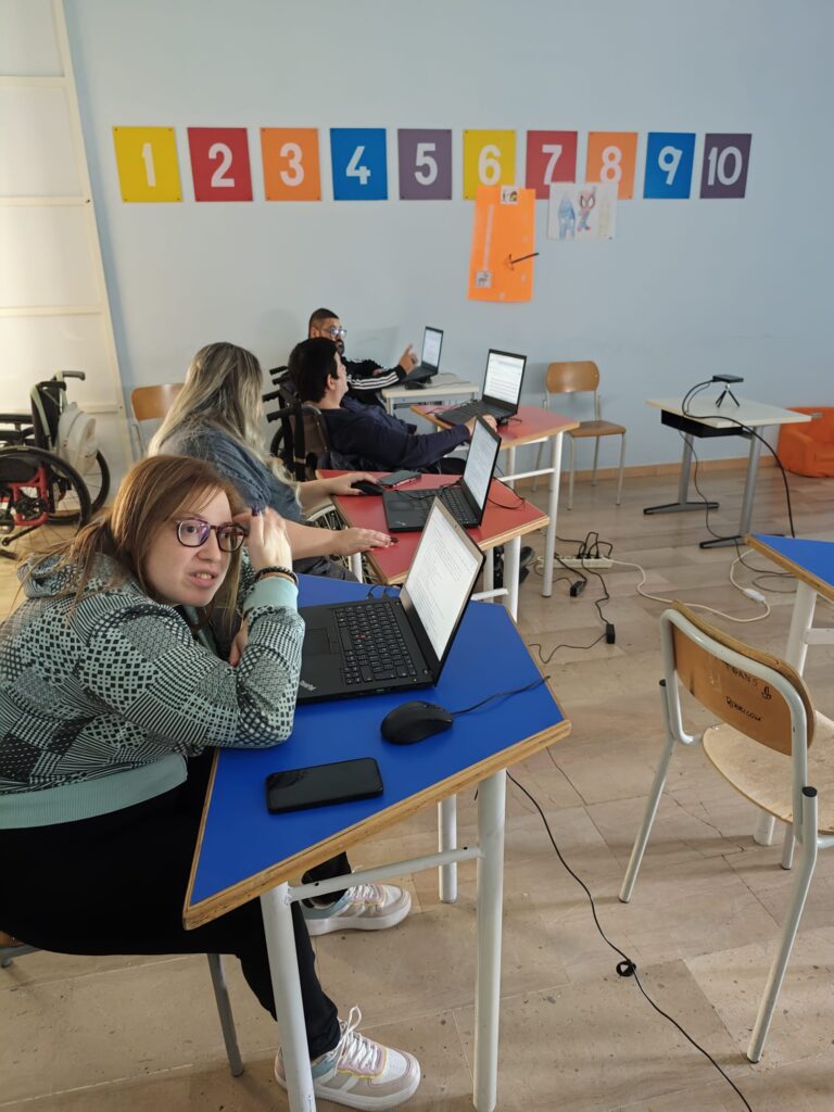 Gioia Tauro - Lezione 8 – Formattazione avanzata + laboratorio multimediale (e festa di fine Modulo 1) 7