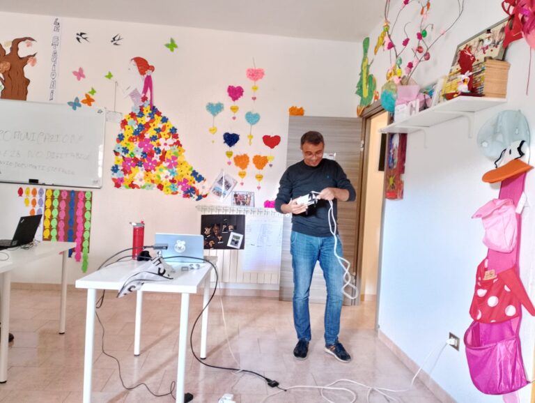 San Marco Argentano — Lezione 10 - Ricerca immagini, ordine in cartelle e… un drone in volo 4