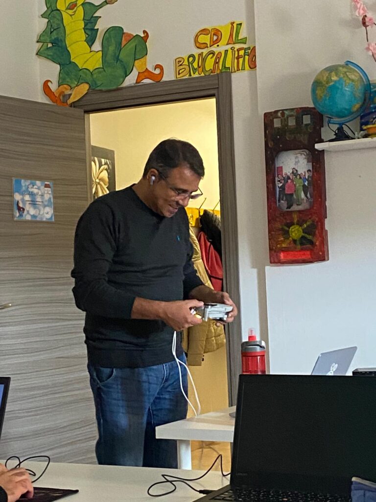 San Marco Argentano — Lezione 10 - Ricerca immagini, ordine in cartelle e… un drone in volo 6